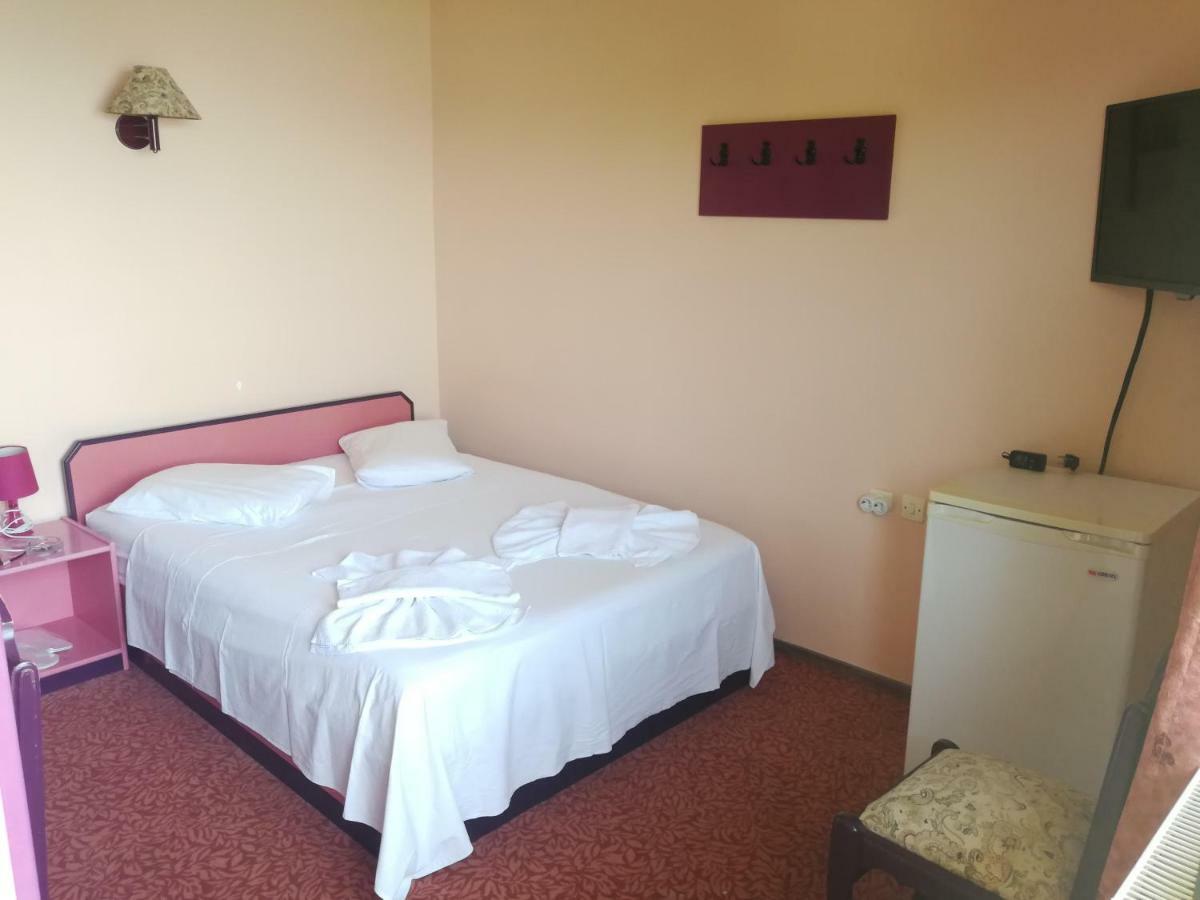 Teras Motel Foça Eksteriør bilde